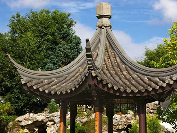 古建筑瓦屋頂為什么是彎曲的？